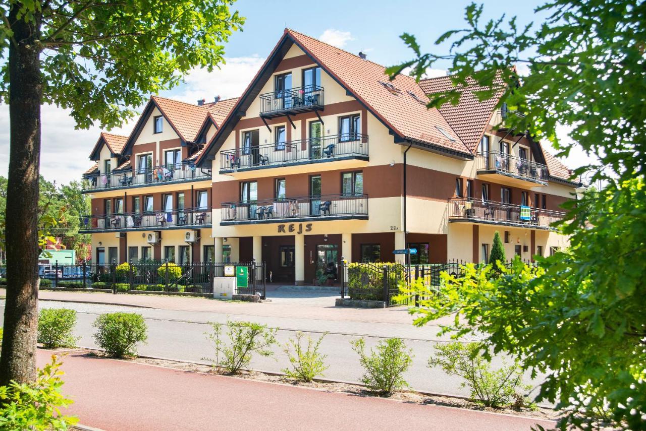 Dom Wypoczynkowy Rejs Łeba Exterior foto